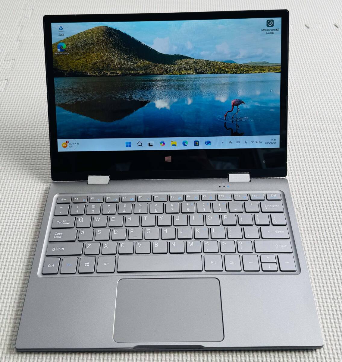 美品 BMAX 超軽量 薄型 2in1 ノート Y11 Plus フルHD 11.6インチ ★ Celeron N4100 メモリ8GB SSD 128GB カメラ Windows11 office2019拍卖