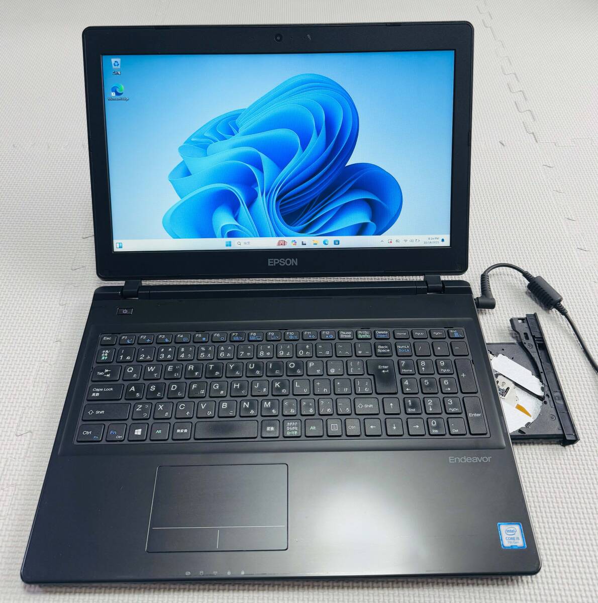 15.6型 EPSON NJ4100E ★ 爆速 Core i5-7200U メモリ8GB SSD 256GB カメラ マルチ テンキー Windows11 office2019拍卖