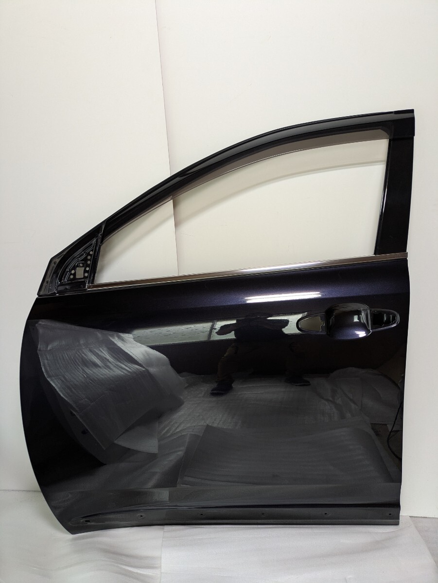 トヨタ 純正 ZSU60W/ZSU65W/ASU60W/AVU65W ハリアー フロント ドア パネル 左側 パープル系 棚番G-1213拍卖