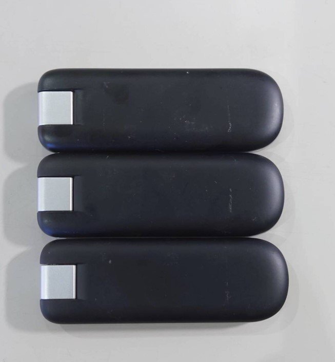 KN3300 【中古品】 NCXX USB LTEデータ通信端末 UX302NC LTE/3G/GSM 150Mbps Windows/Mac/Chrome OS対応 3個セット拍卖