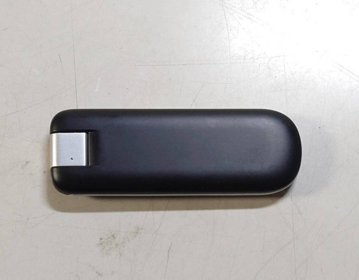 KN4078 【中古品】 NCXX USB LTEデータ通信端末 UX302NC LTE/3G/GSM 150Mbps Windows/Mac/Chrome OS対応拍卖