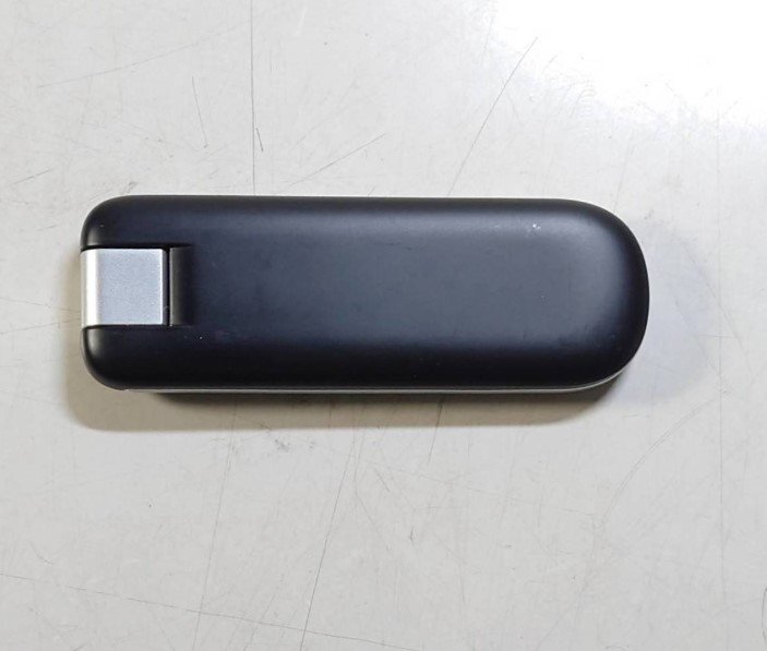 KN4074 【中古品】 NCXX USB LTEデータ通信端末 UX302NC LTE/3G/GSM 150Mbps Windows/Mac/Chrome OS対応拍卖