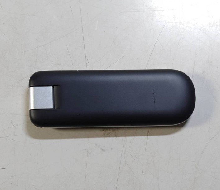 KN4082 【中古品】 NCXX USB LTEデータ通信端末 UX302NC LTE/3G/GSM 150Mbps Windows/Mac/Chrome OS対応拍卖