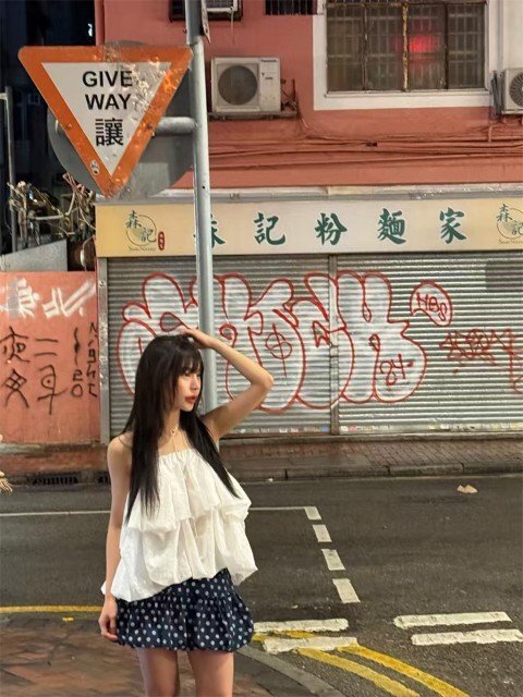 トップス ベアトップ ノースリーブ フリル ふんわり ボリューム セクシー シンプル カジュアル レディース フリー イエロー拍卖