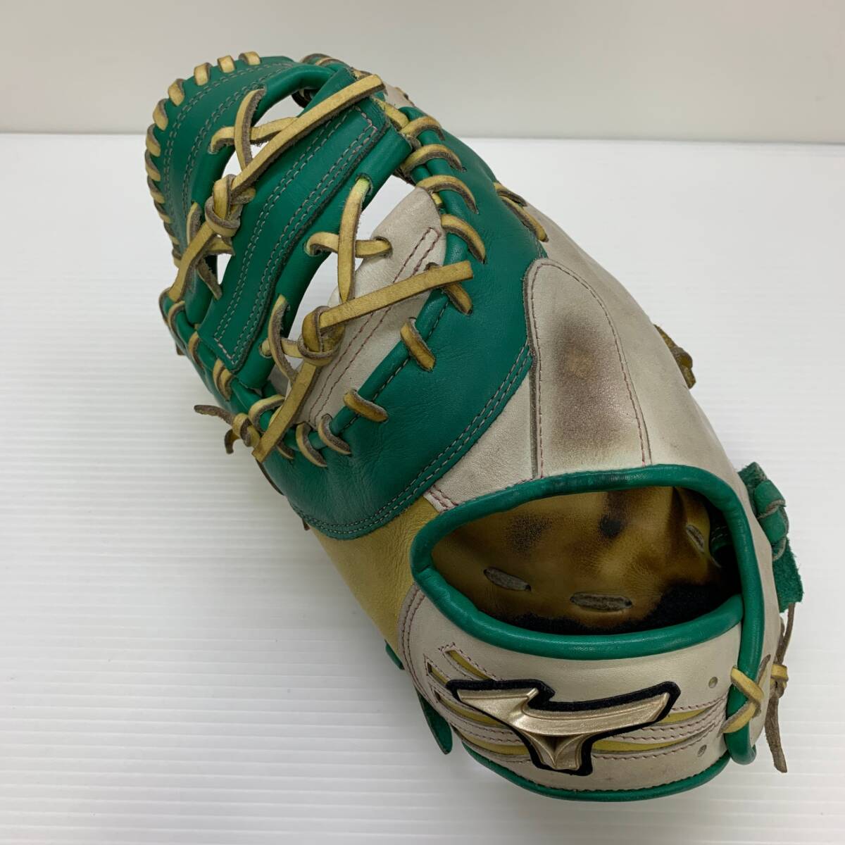 ミズノ MIZUNO グローバルエリート 軟式 大人 一般 ファーストミット 一塁手 グローブ グラブ 左投げ オーダー 中古品 野球 6475拍卖