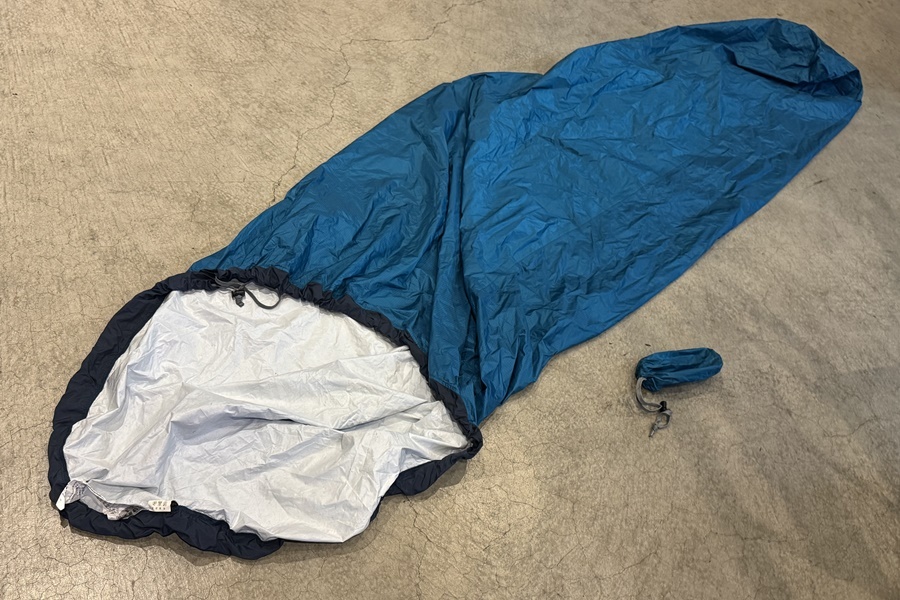【送料無料】東京)◇mont-bell モンベル U.L.スリーピングバッグカバー 1121024 GORE-TEX拍卖