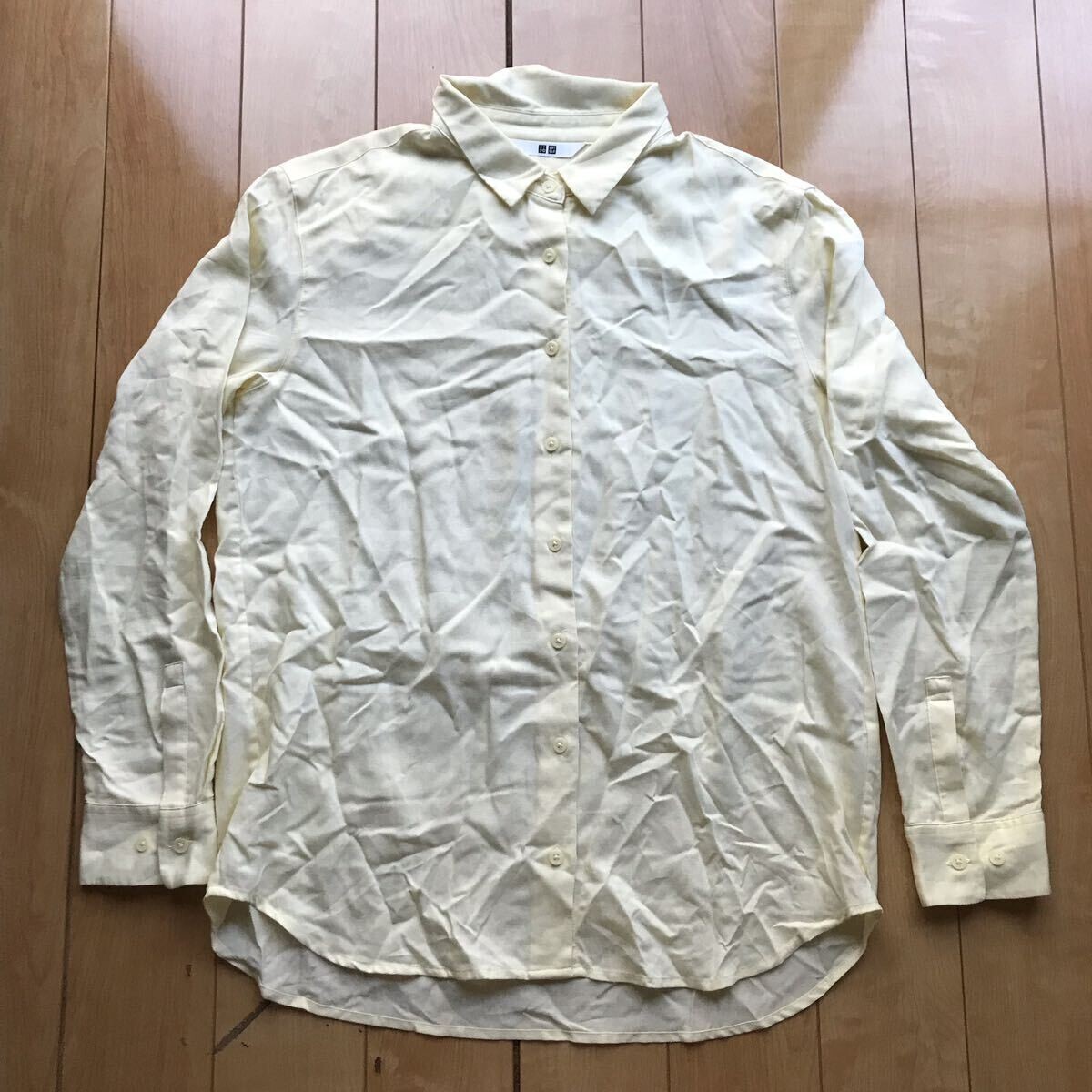 ユニクロ レーヨンブラウス 定価1990円+税 108-1-303 レディース M クリーム拍卖