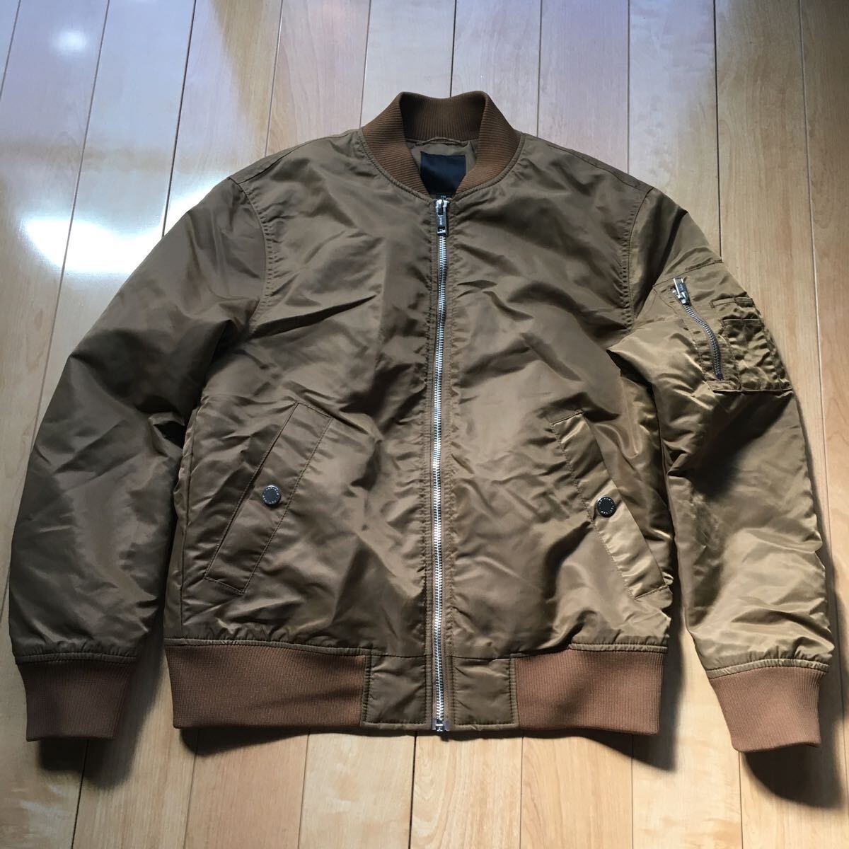美品 エイチアンドエム フライトジャケット 604-6-23 メンズ S ブラウン ナイロン100%拍卖