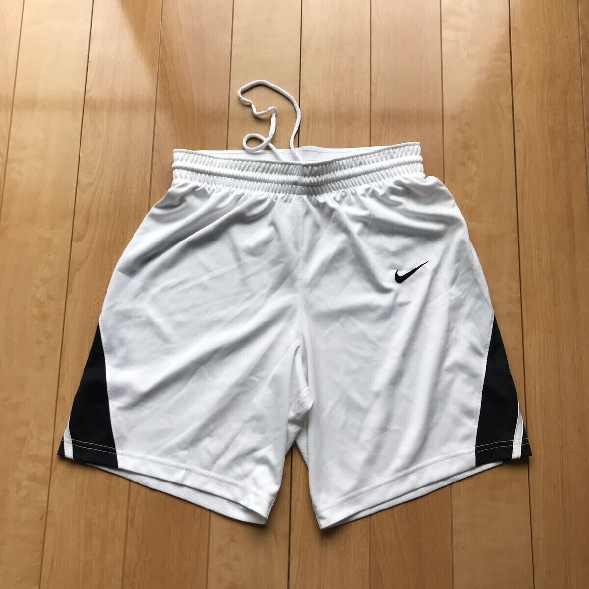 ナイキ ドライフィット バスパン 171-1-319 メンズ M ホワイト ブラック バスケ拍卖