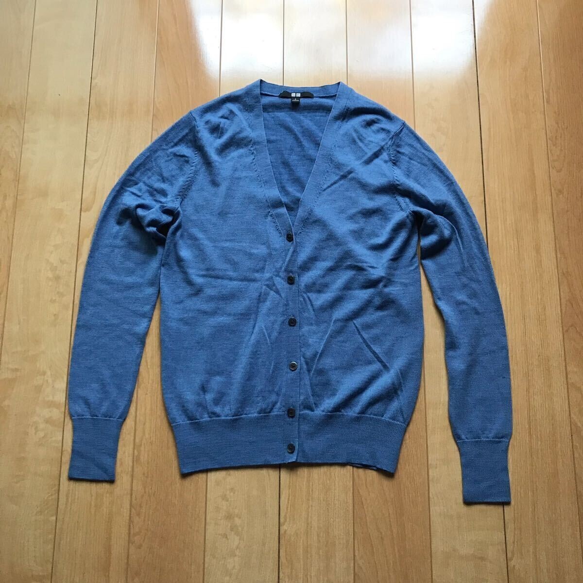 ユニクロ エクストラファインメリノVネックカーディガン 定価2990円+税 536-1-313 レディース S ブルー拍卖