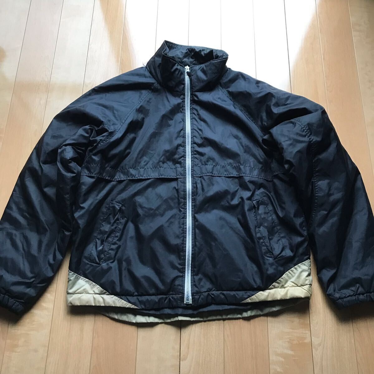 非売品 ワンダコーヒー ナイロンジャケット 561-6-302 ブラック ベージュ拍卖