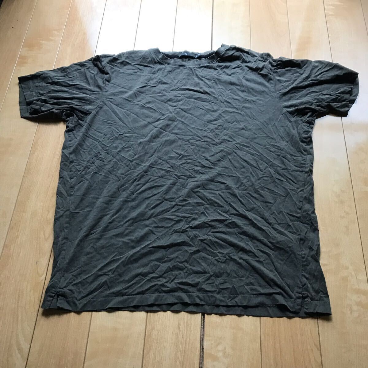 プラスジェイ ユニクロ スーピマコットンリラックスフィットクルーT 定価1500円+税 180-1-357 メンズ L カーキ拍卖