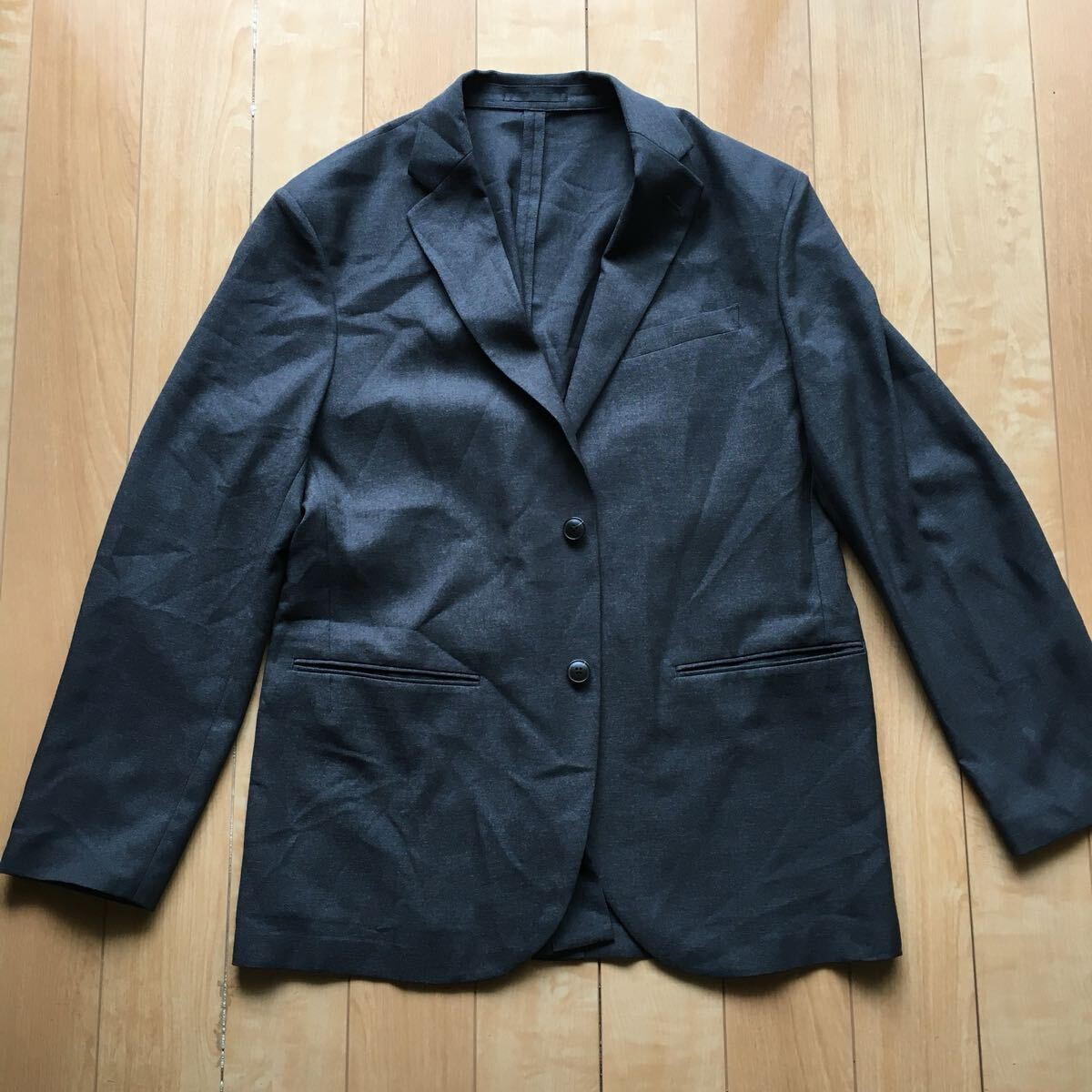 ユニクロ スリムフィット 感動ジャケット 237-1-79 メンズ XL ダークグレー拍卖
