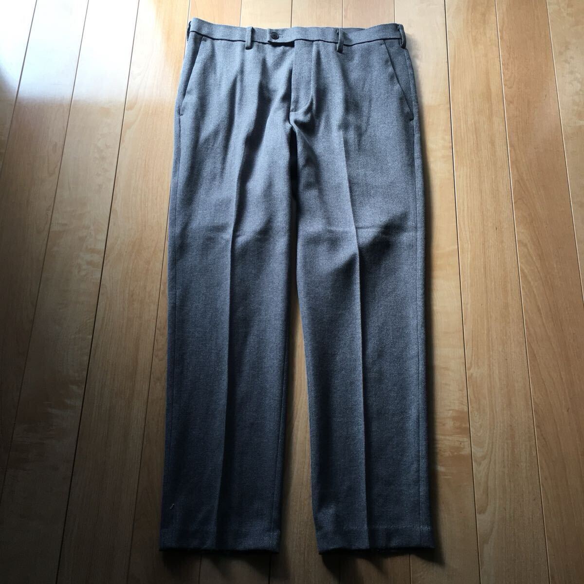 ユニクロ タックパンツ 188-1-44 メンズ ウエスト82cm グレー拍卖