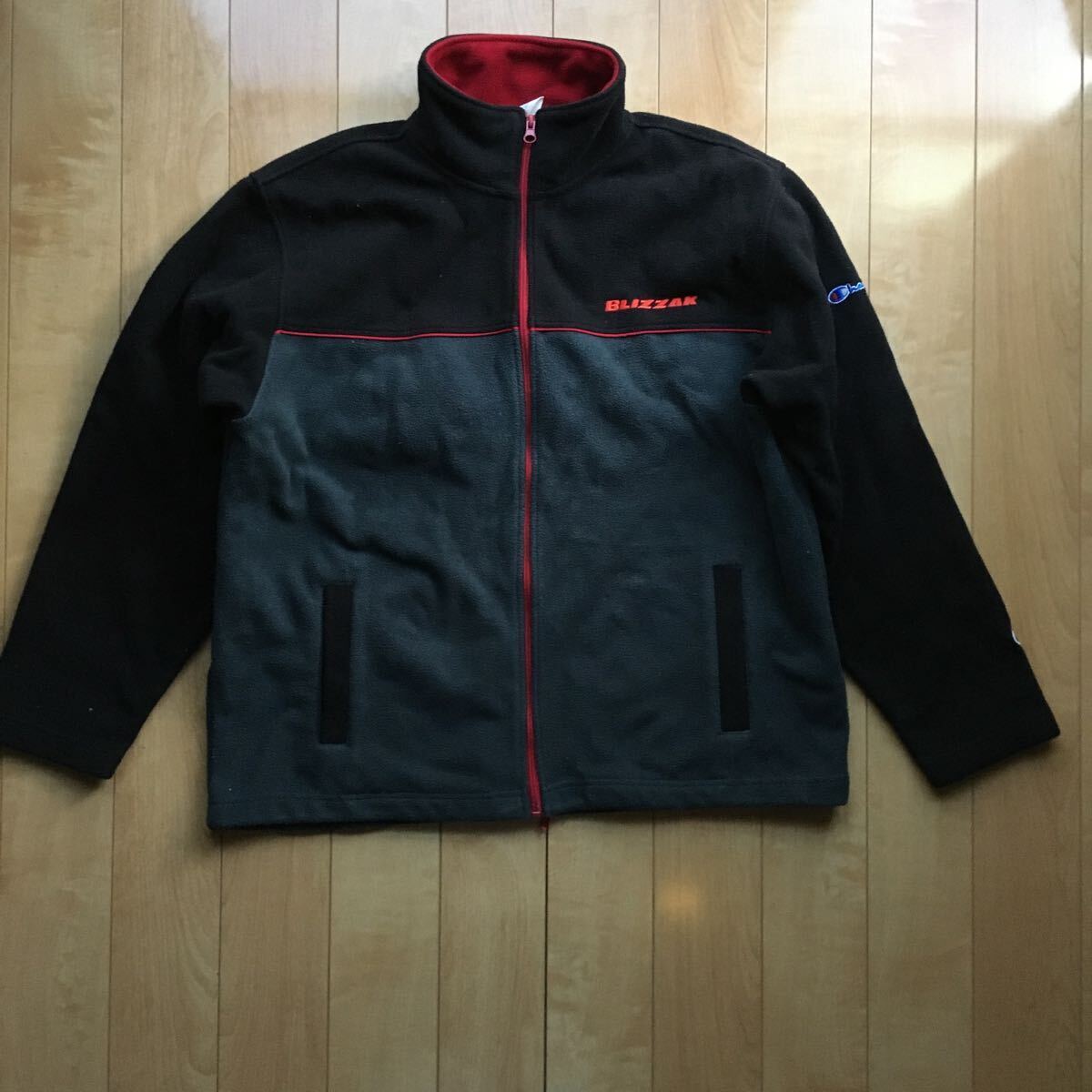 チャンピオン×ブリヂストン ブリザック フリースジャケット 135-6-408 タイヤ 自動車拍卖