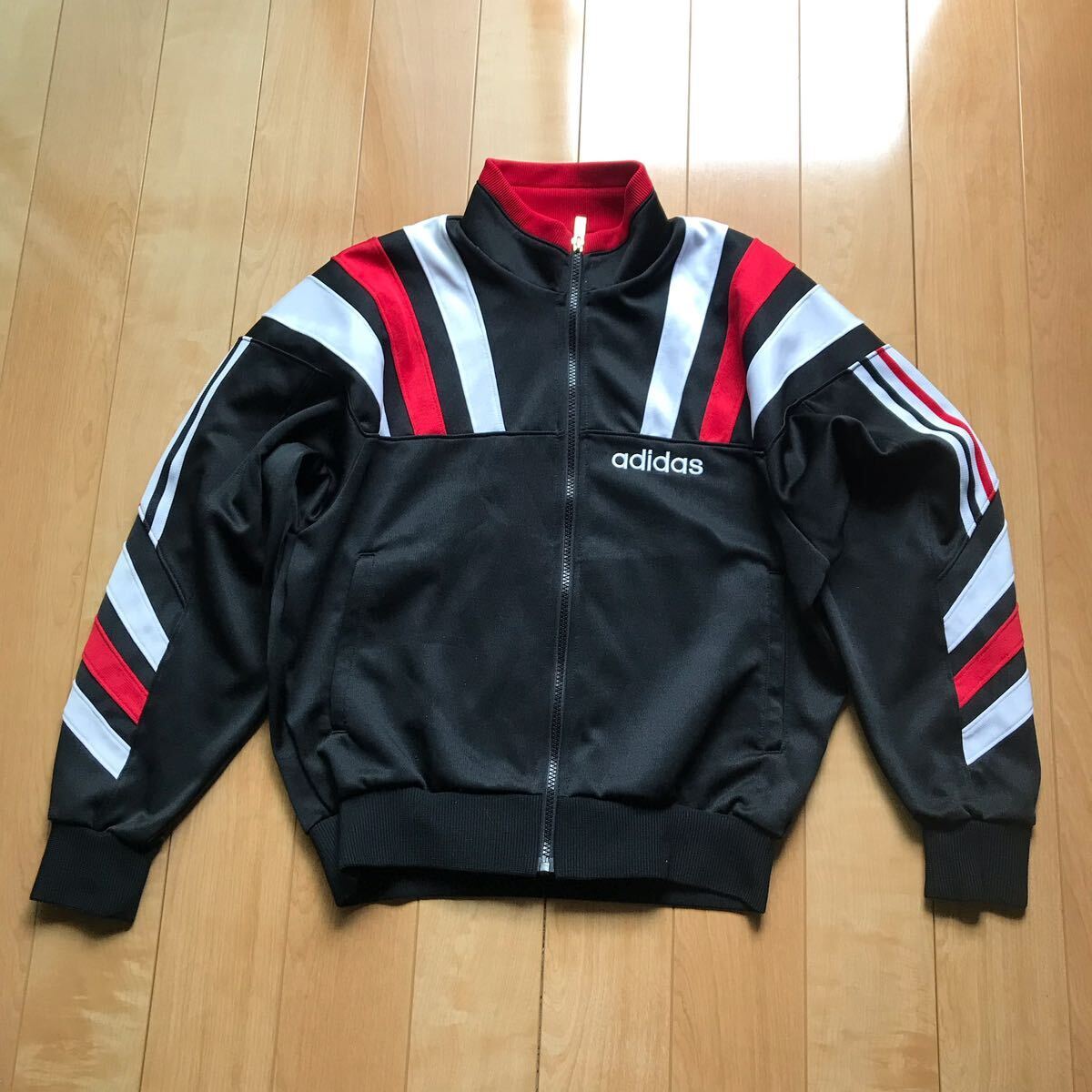 90年代 アディダス デサント製 トラックジャケット 133-1-320 S ブラック ホワイト レッド拍卖