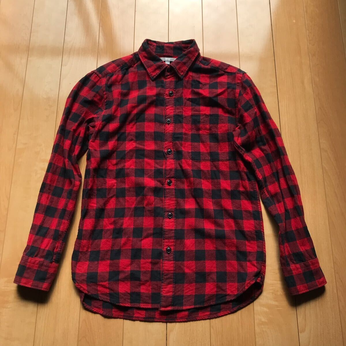 ユニクロ フランネルチェックシャツ 定価2490円+税 170-1-50 メンズ M レッド ブラック拍卖