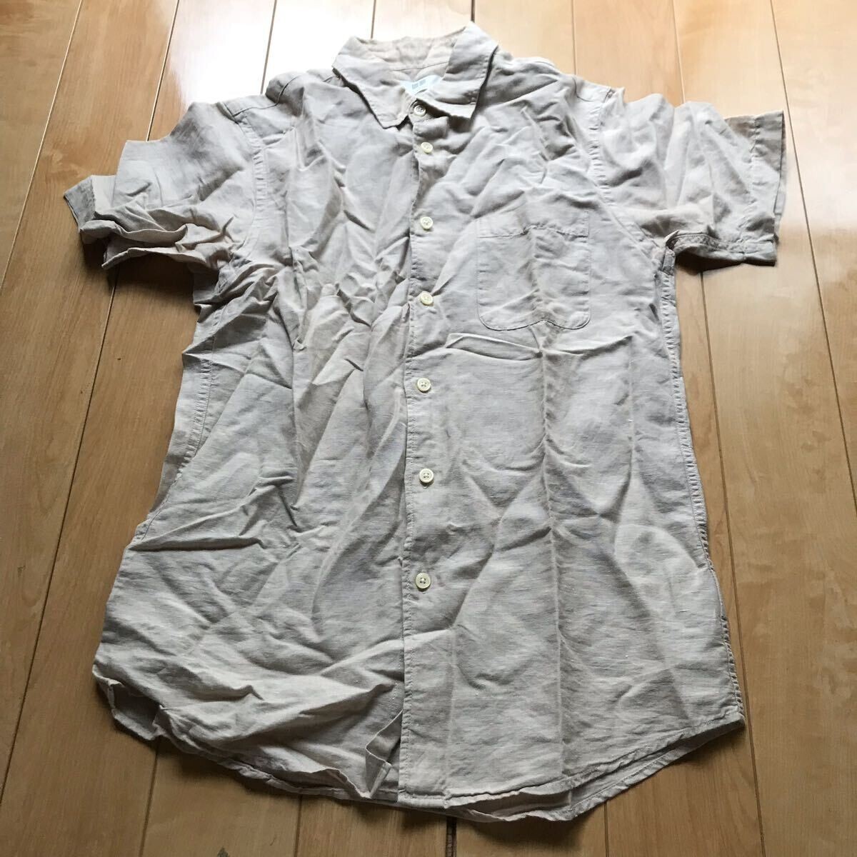 ユニクロ リネンコットンシャツ 定価2490円+税 180-1-330 メンズ S ベージュ拍卖