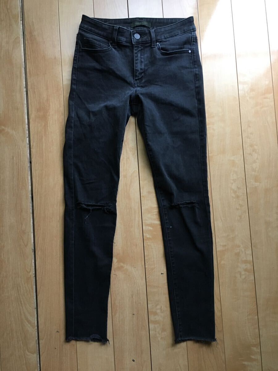 ユニクロ ウルトラストレッチジーンズ 定価3990円+税 546-1-308 レディース 25インチ ブラック拍卖
