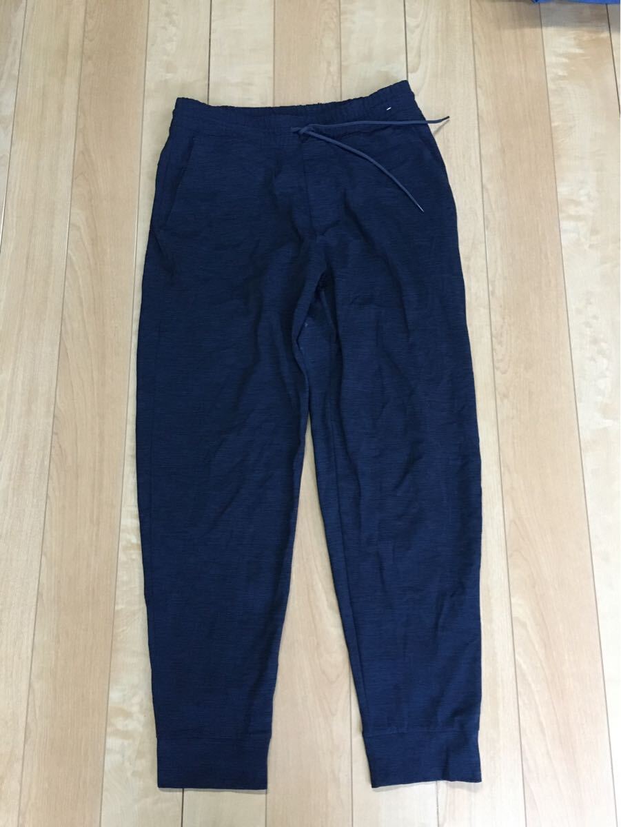ユニクロ ウルトラストレッチアクティブジョガーパンツ メンズ M ネイビー 2811202510210045拍卖