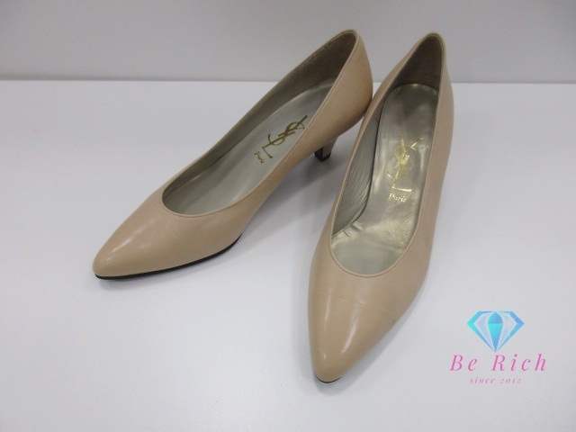 イヴ サンローラン YVES SAINT LAURENT パンプス 35 1/2 22.5cm ベージュ レザー ヒール YSL ロゴ 靴 【中古】bh2707拍卖