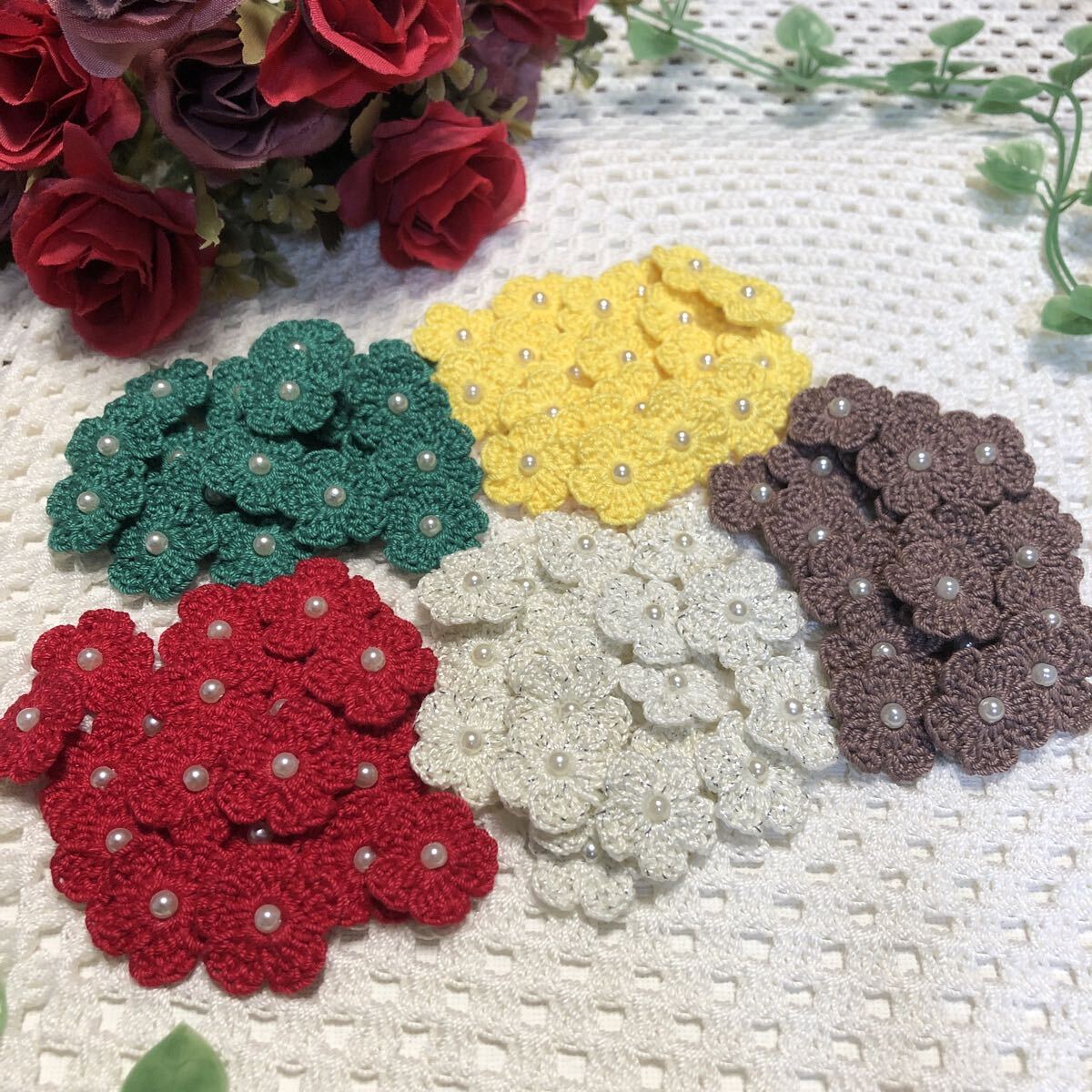 (No.173)☆ハンドメイド☆可愛いお花(^^)100枚【5色】モチーフ パーツ等に拍卖