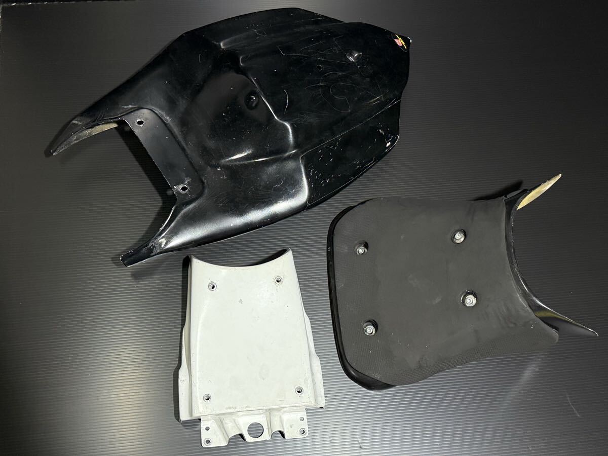 GSX-R600 K8 K9 L0 2008〜 クレーバーウルフ×ヨシムラ テールカウル シートスズキ 純正 中古 バイク 部品 GSX-R750 車検 Genuine拍卖