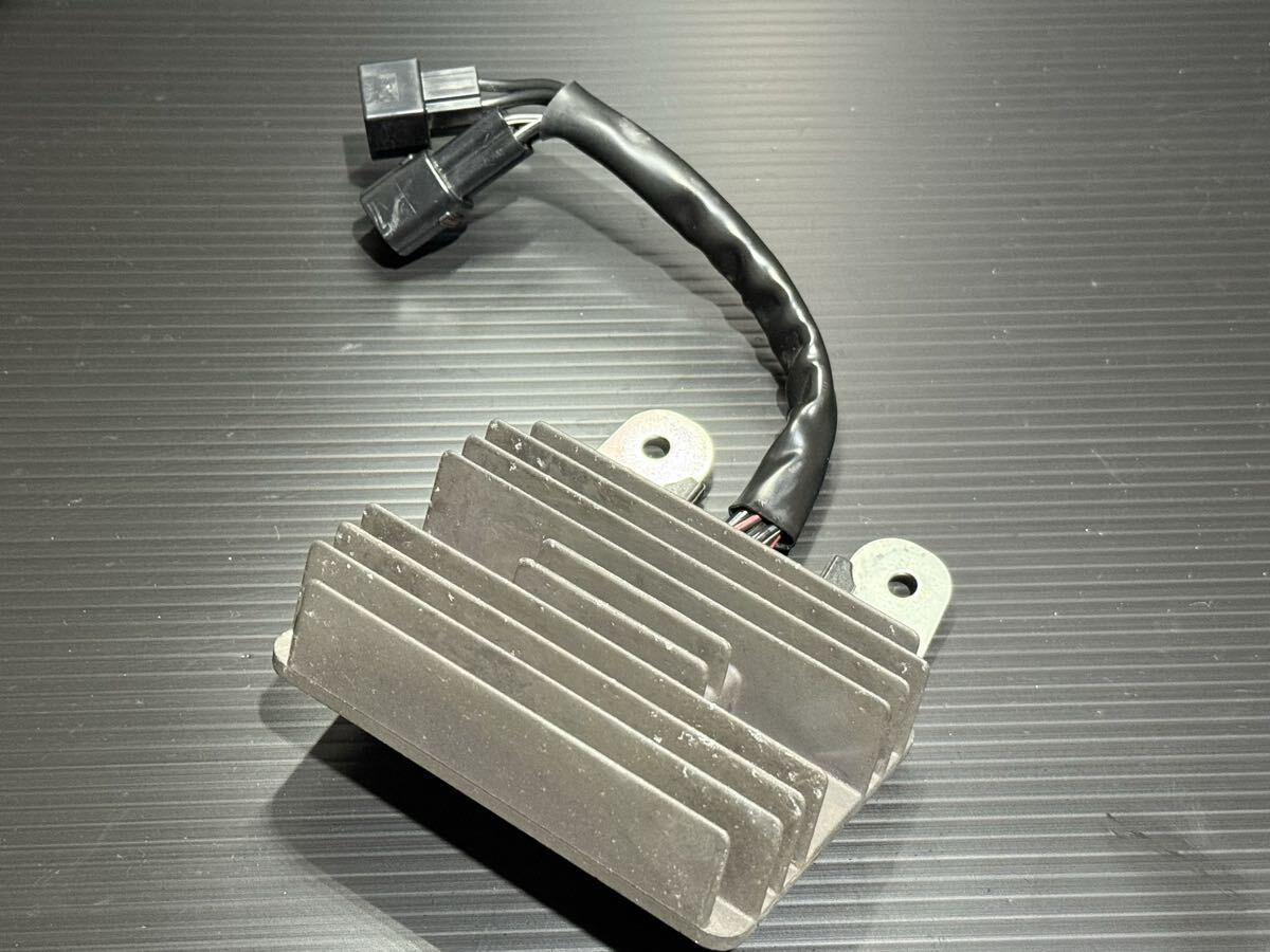 GSX-R600 レギュレーター K8 K9 L0 2008〜 スズキ 純正 中古 バイク 部品 GSX-R750 レギュレータ拍卖