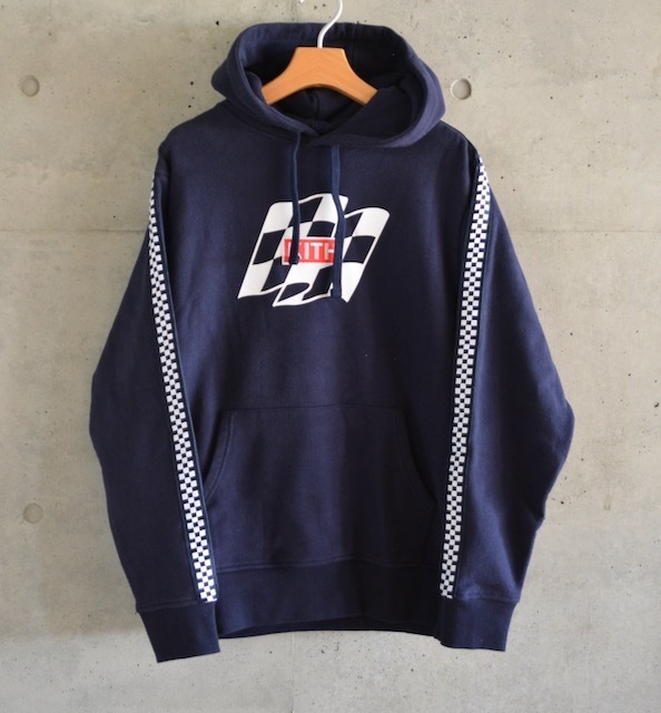 【 KITH キス 】ロゴ プルオーバー パーカー Sサイズ / ネイビー 紺 ボックスロゴ FLAG WAVE BOX LOGO レーシング パッチ付き拍卖