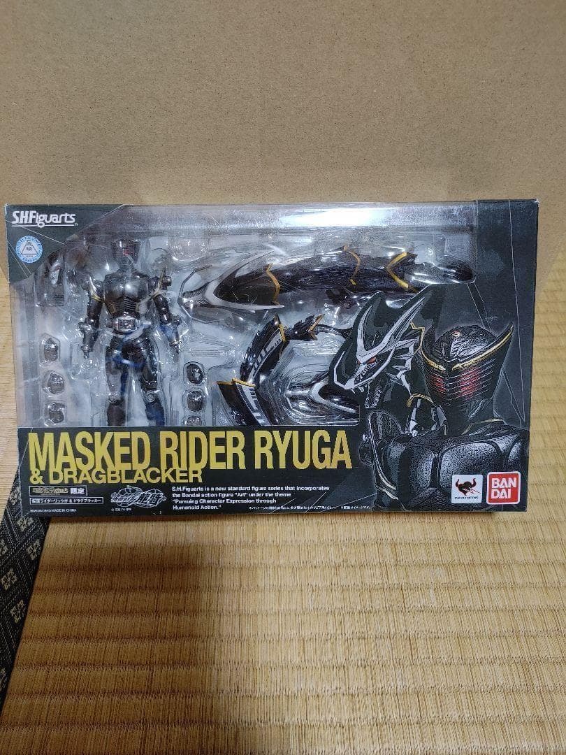 SHフィギュアーツ 仮面ライダーリュウガ&ドラグブラッカー拍卖