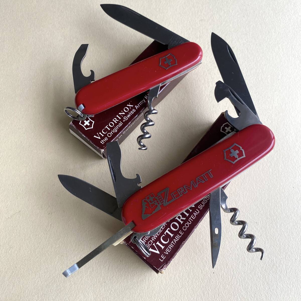VICTORINOX ビクトリノックス 2点セット 箱付 スパルタン ウェイター スイスアーミーナイフ マルチツール 工具 レッド拍卖