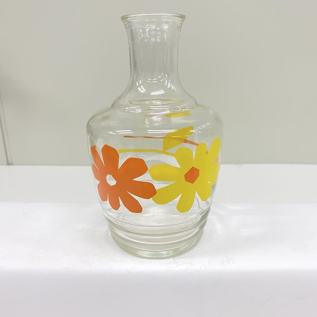 948 アデリア ガラス 花柄 水差し 花瓶 ピッチャー デキャンタ 昭和レトロ レトロポップ 当時物 ADERIA アンティーク拍卖