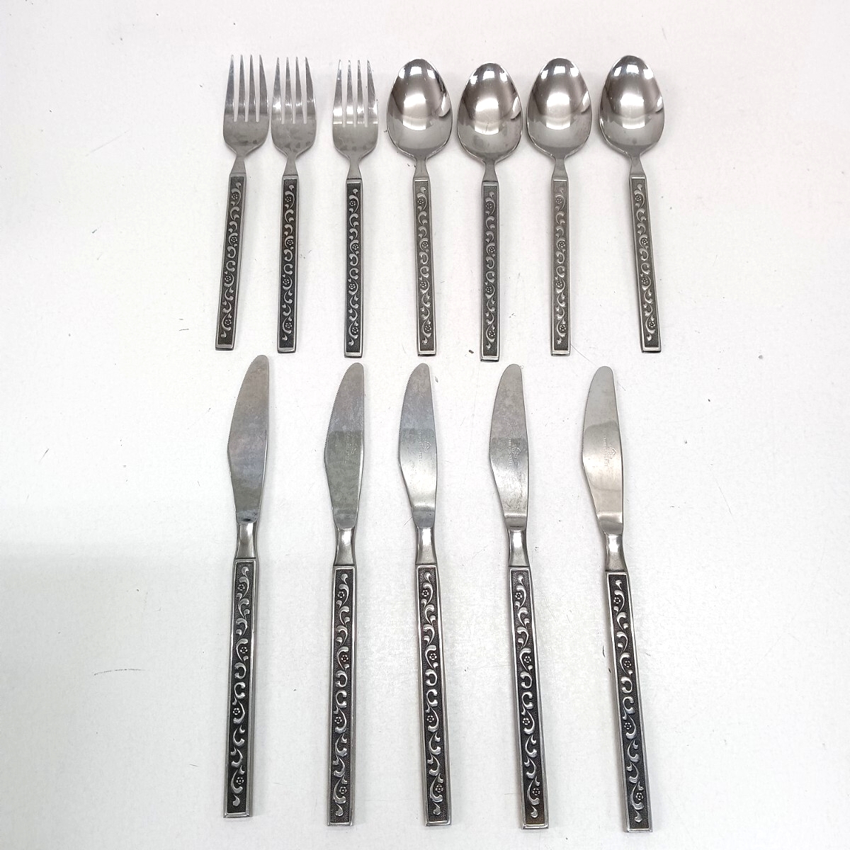 280 SHINKO フォーク スプーン ナイフ 花柄 カトラリー 12本セット まとめて ステンレススチール製 食器 キッチンツール 現状品 拍卖