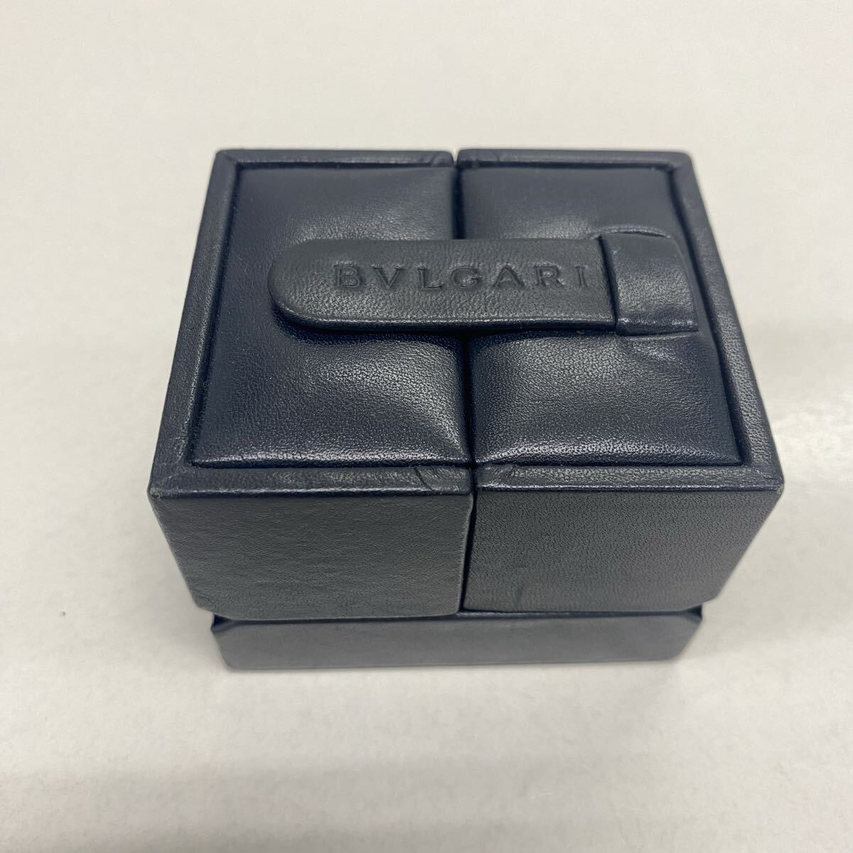 749 BVLGARI ブルガリ ジュエリーケース ユニセックス リングケース 空箱 BOX レザーケース 小物用 箱拍卖