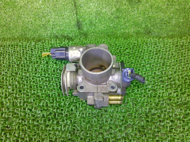 4kurudepa H16年 ライフ CBA-JB5 スロットル ボディ チャンバー P07A-120 16400-RGA-901 JB6拍卖