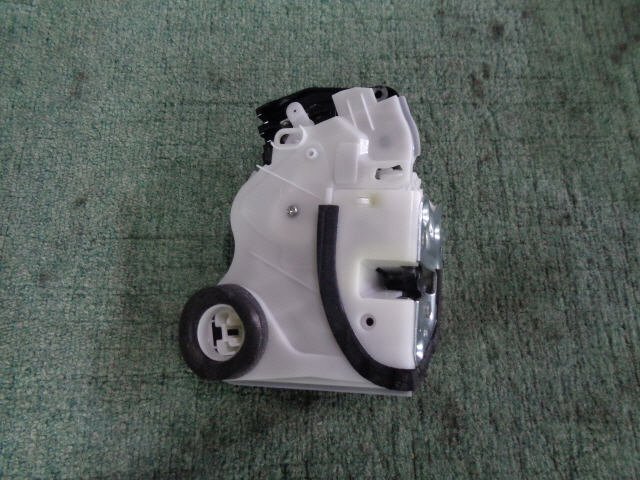 2kurudepa H29年 スペーシア DAA-MK42S ドアロック ソレノイド 82250-72M04 8842拍卖