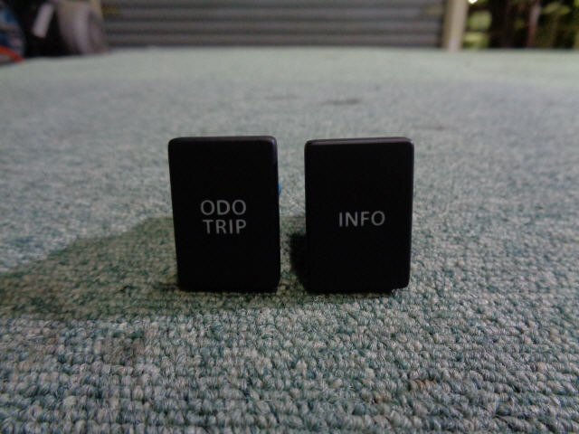 2kurudepa R1年 ソリオ DAA-MA36S ODO TRIP INFOスイッチ 9019拍卖