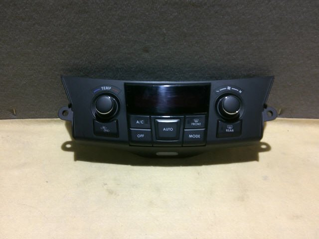 2kurudepa H22年 スイフト DBA-ZC72S エアコン スイッチ パネル コントロール 39510-68L00 9135拍卖