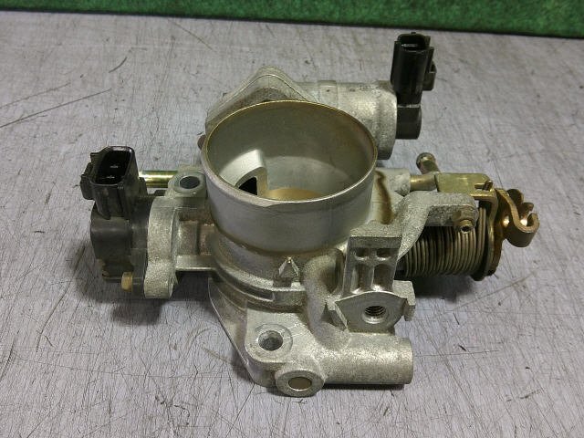 2kurudepa H16年 デミオ DBA-DY3W スロットル ボディ チャンバー ZJVE ZJ01-13-640A 9127拍卖