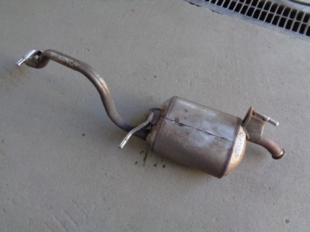 2kurudepa H25年 ワゴンR DBA-MH34S リア マフラー R06A 14300-82K30 福山通運で発送の為、個人宅発送不可 9023拍卖