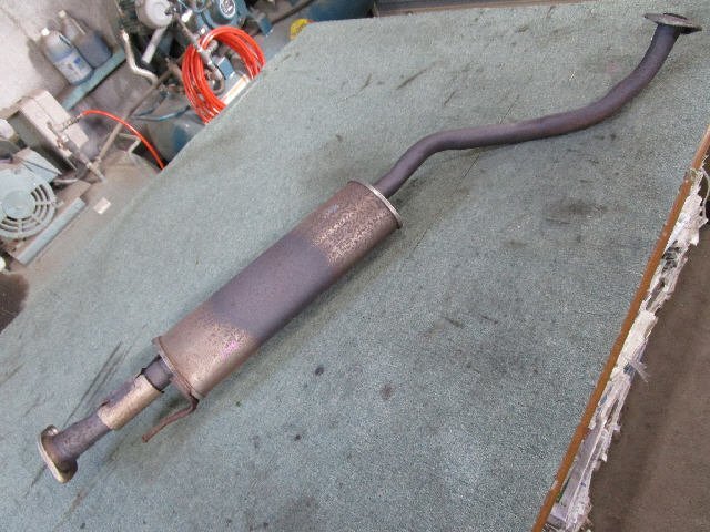 2kurudepa H19年 ノート DBA-E11 エキゾースト センター マフラー パイプ HR15DE 20300-ED025 8107拍卖