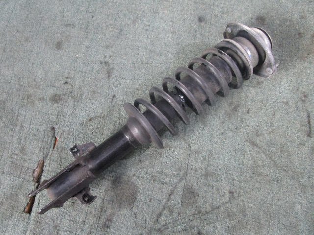 2kurudepa H20年 キャロル DBA-HB24S 右 フロント ストラット 1A27-34-700A 8363拍卖