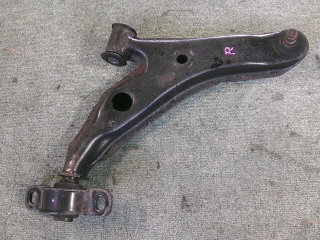 2kurudepa H13年 プレオ LE-RV1 右 フロント ロア ロワ アーム EN07E 20202KE000 9208拍卖