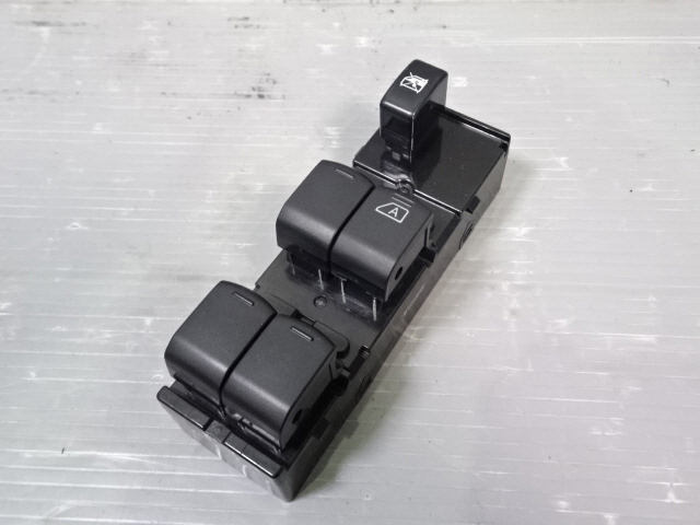 デイズ 5AA-B44W パワーウインドウスイッチ 令和3年 ハイウェイスターX 1kurudepa拍卖