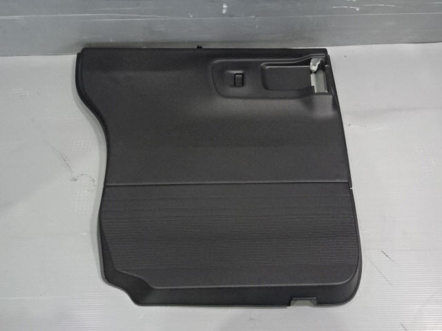 N-BOX 6BA-JF5 R リア リヤ 左 ドア 内張り 左後 令和6年 カスタムターボ 1kurudepa拍卖