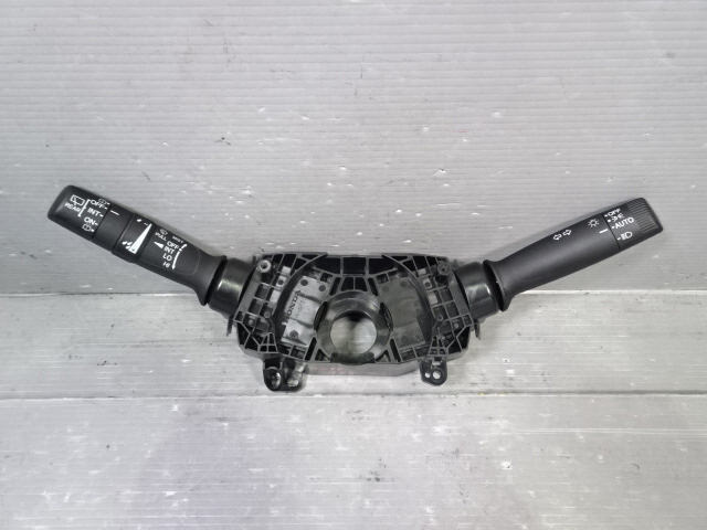 N-BOX 6BA-JF5 ディマー スイッチ コンビネーション 35251-TV0-B02 令和6年 カスタムターボ 1kurudepa拍卖