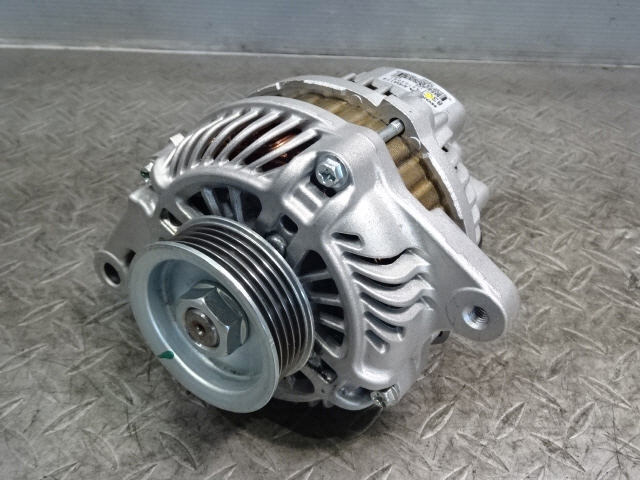 N-BOX 6BA-JF5 ダイナモ オルタネーター 31100-5YT-J02 令和6年 カスタムターボ 1kurudepa拍卖