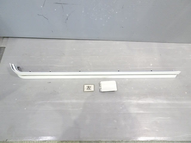 ハイエース 3DF-GDH206V 左スライドレール 68309-26031 令和5年 070 ホワイトパール 1kurudepa拍卖