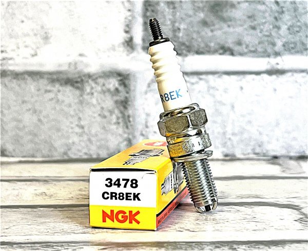 NGK CR8EK (3478) 新品 送料込 スズキ GSX1400 ('01.3~'08) GY71A 適合拍卖