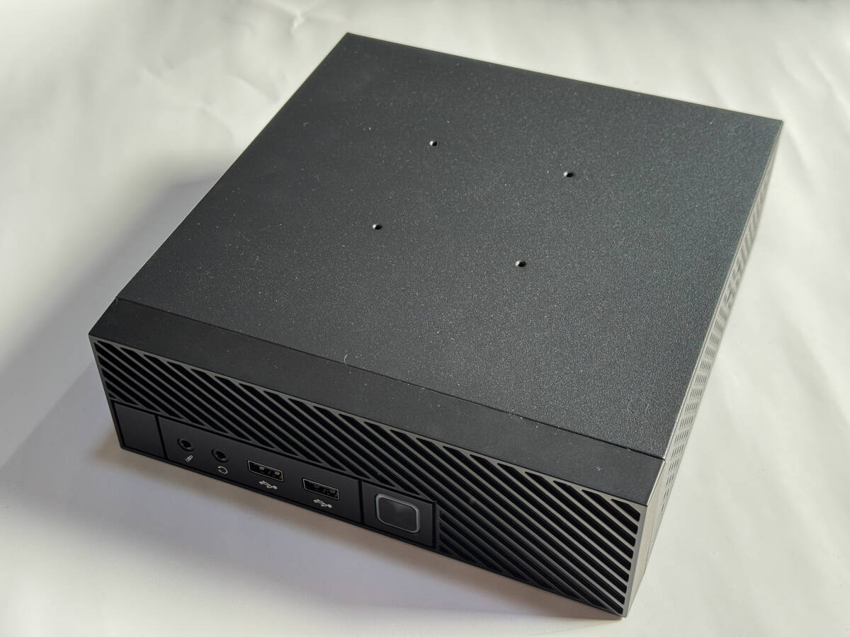 自作PC IntelD510MO Windows XP Professional 英語版 M06ケース拍卖